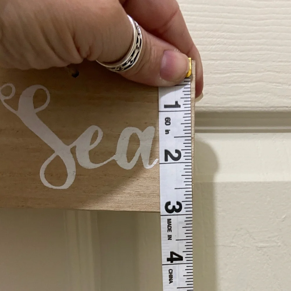 NWT “Beyond The Sea” Nautical Wall Decor.